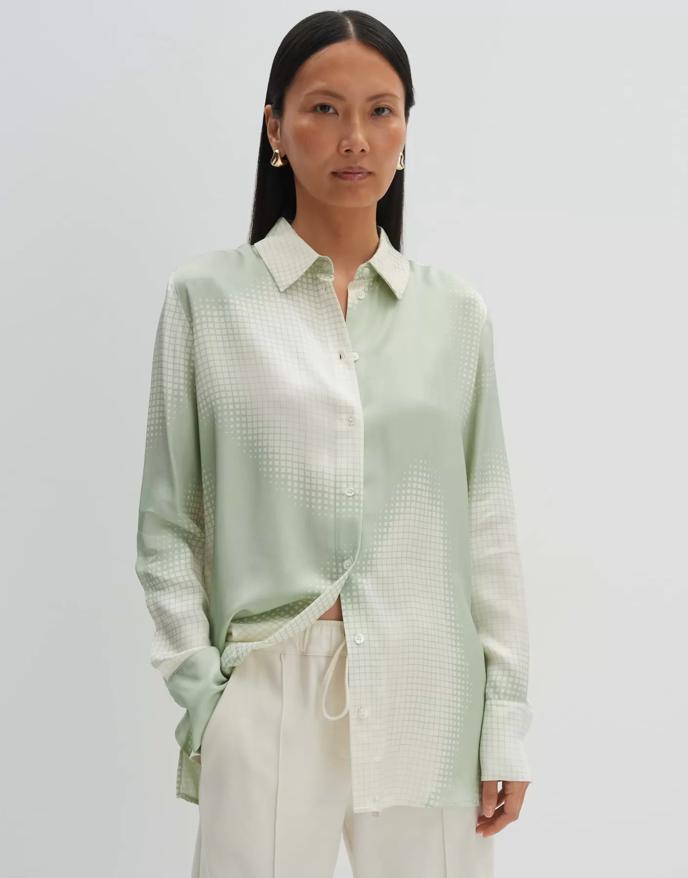 Chemisiers<OPUS Commander Blouse En Satin Zisakia Vert En Ligne pale jade