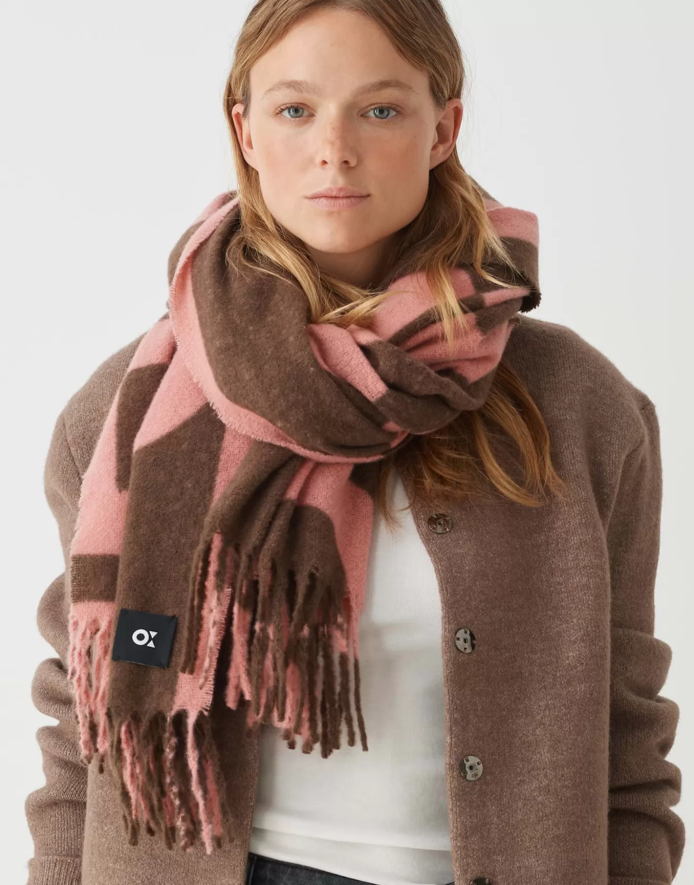 Accessoires<OPUS Commander Écharpe Surdimensionnée Amadita Scarf Rose En Ligne mellow rose