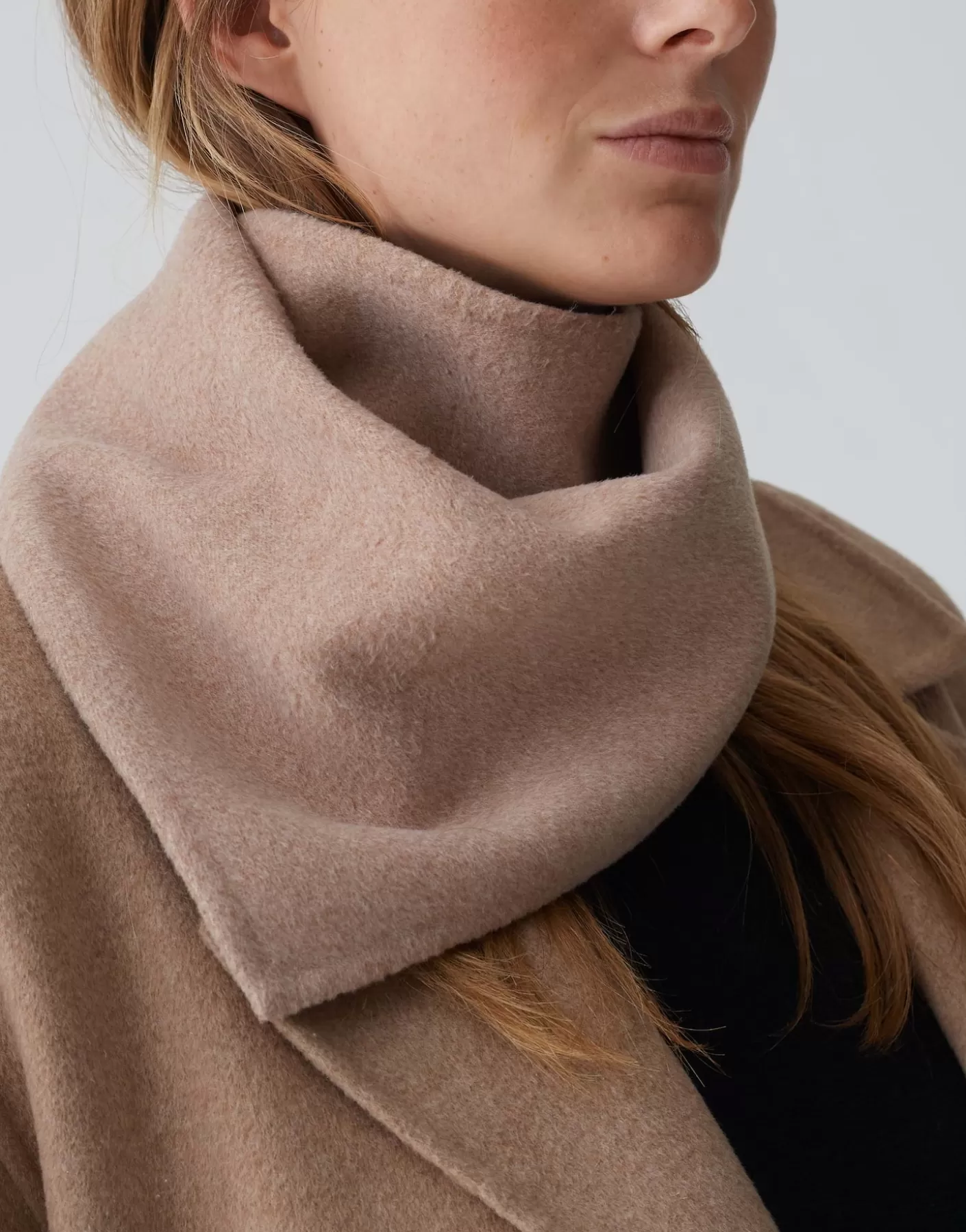 Accessoires<OPUS Commander Foulard Alille Scarf Beige En Ligne macadamia