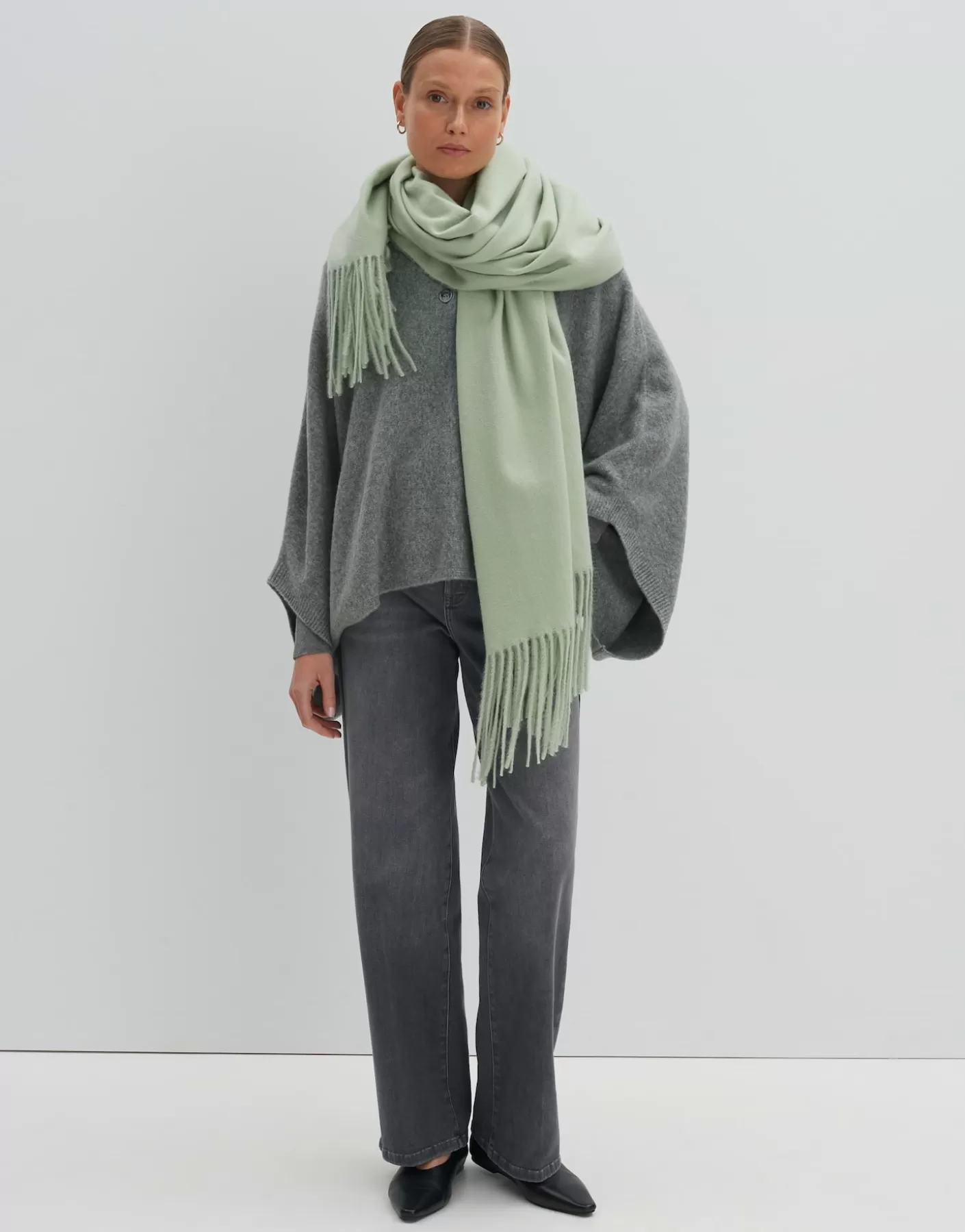 Accessoires<OPUS Commander Foulard Barula Long Vert En Ligne pale jade