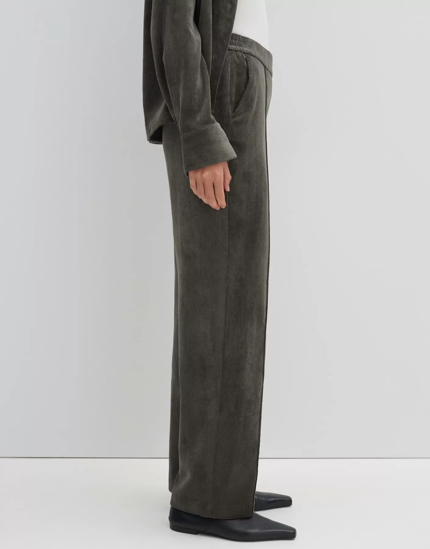 Pantalons | Meilleures Ventes<OPUS Commander Pantalon En Velours Côtelé Cenya Corduroy Vert En Ligne deep green