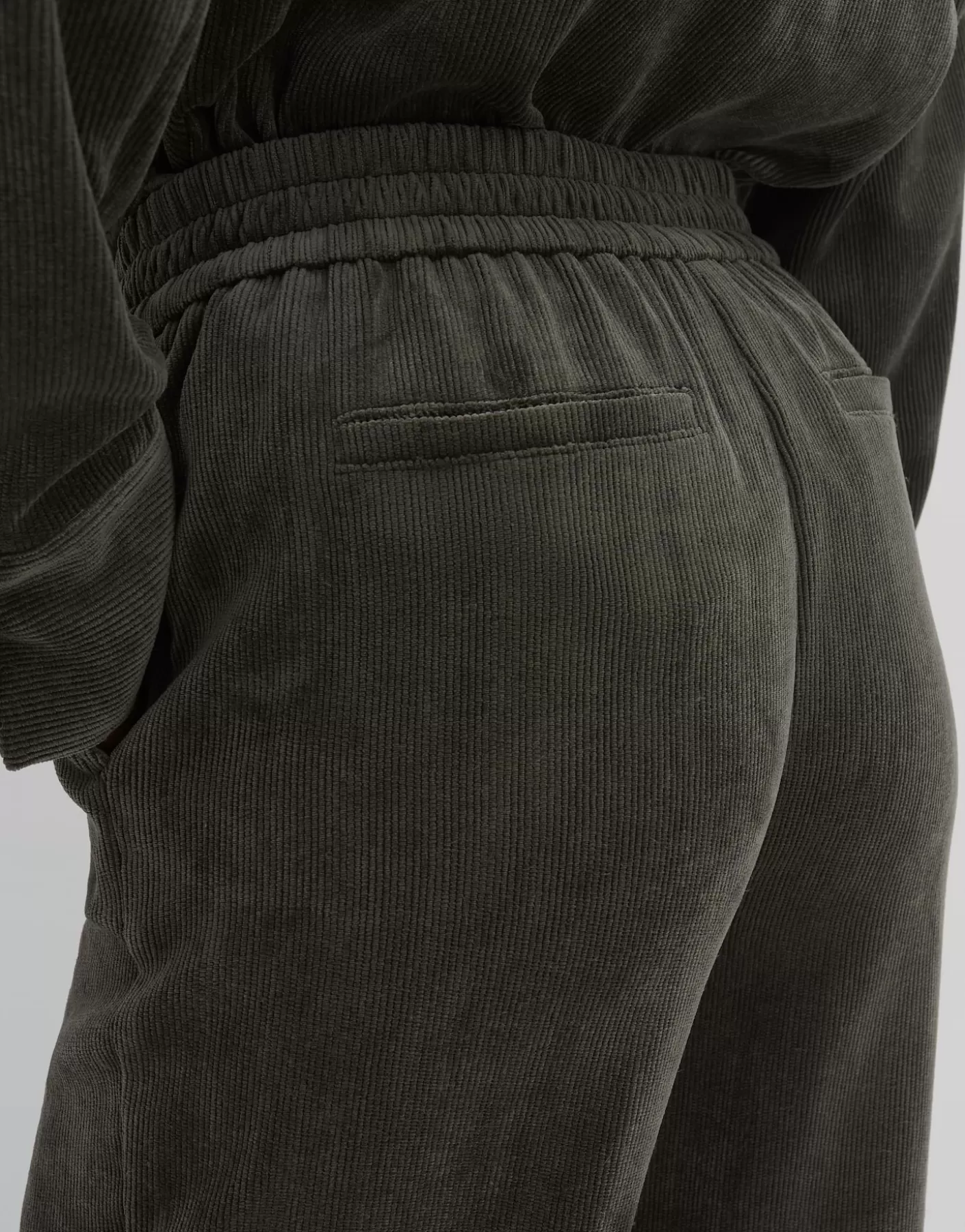 Pantalons | Meilleures Ventes<OPUS Commander Pantalon En Velours Côtelé Cenya Corduroy Vert En Ligne deep green
