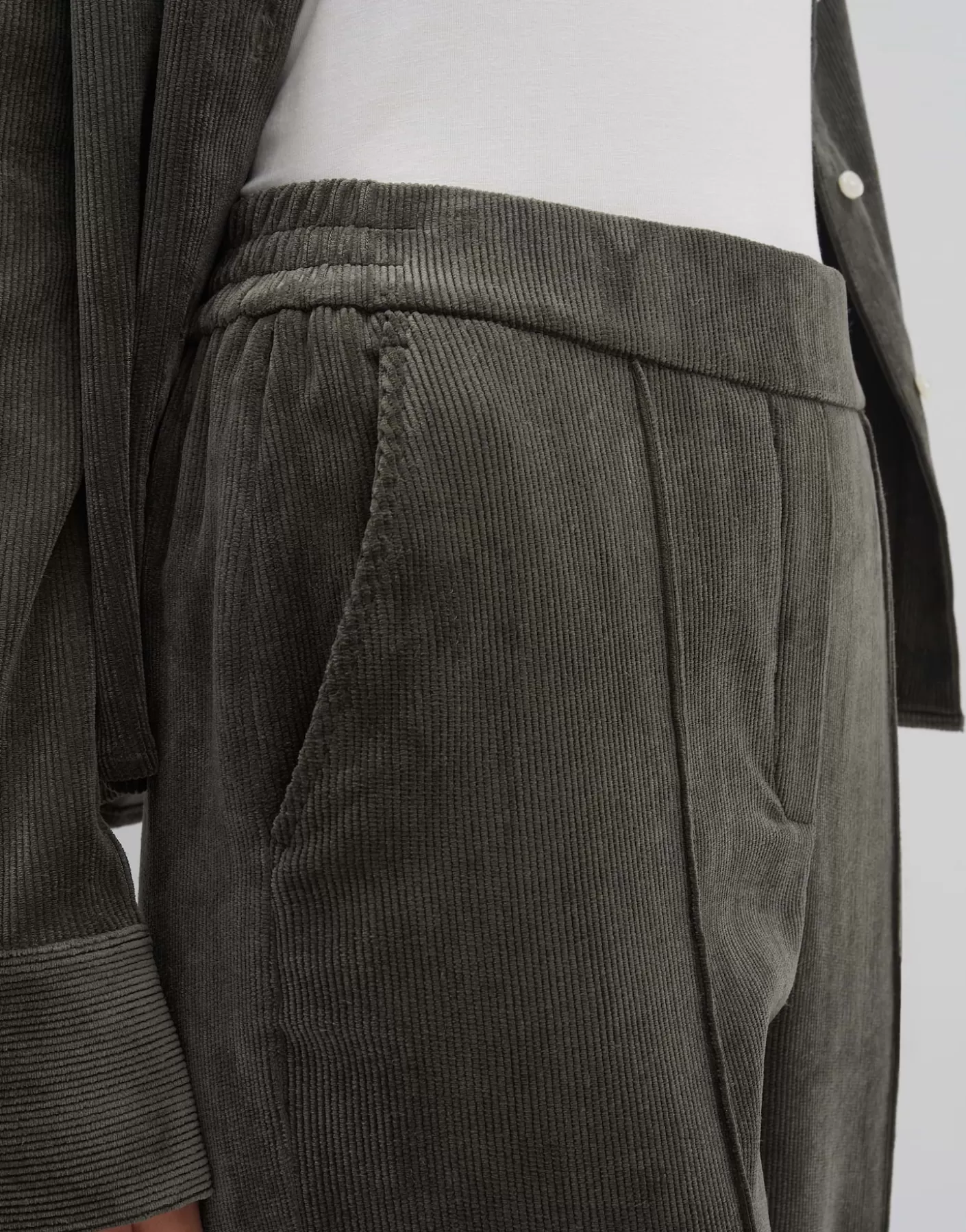 Pantalons | Meilleures Ventes<OPUS Commander Pantalon En Velours Côtelé Cenya Corduroy Vert En Ligne deep green