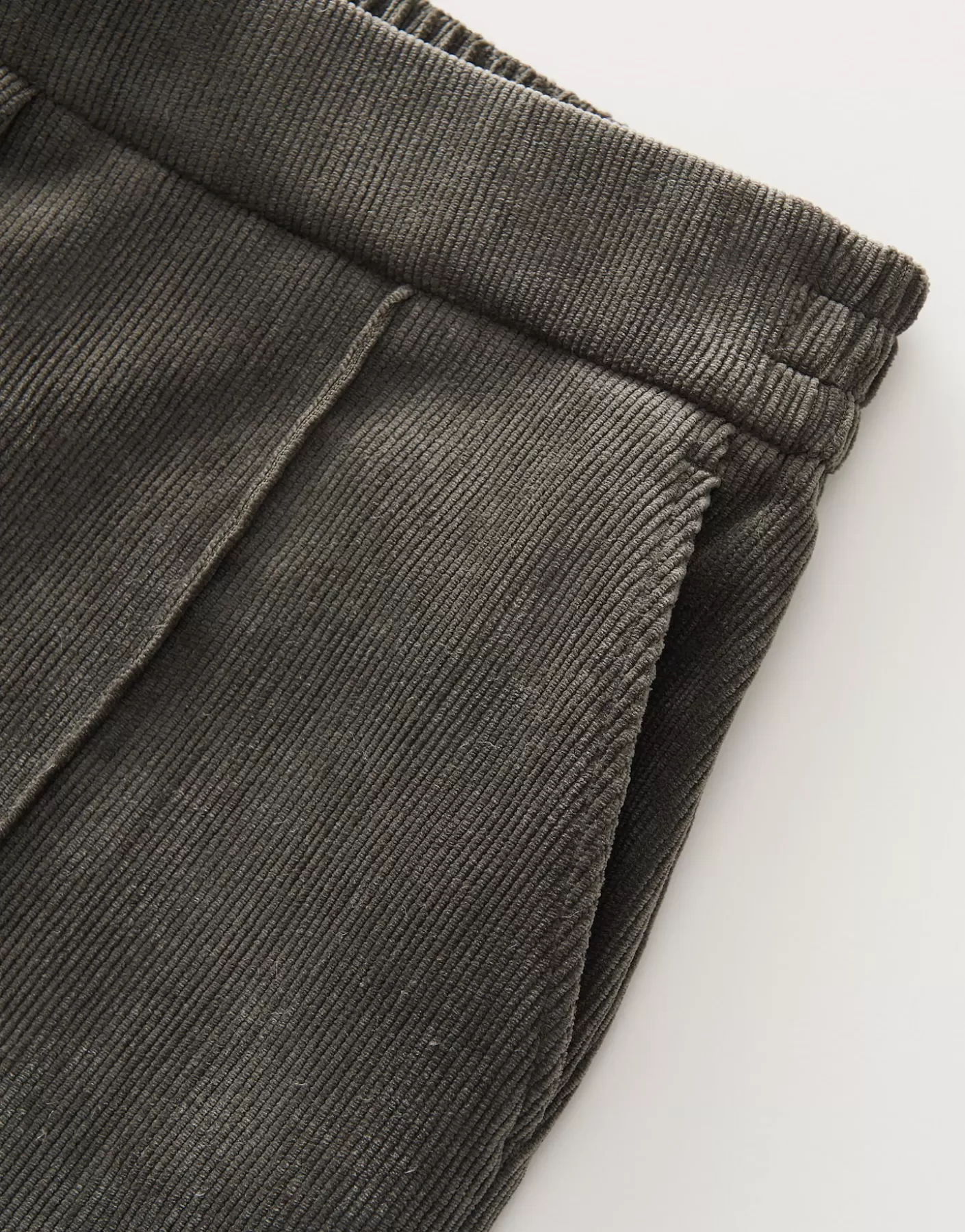 Pantalons | Meilleures Ventes<OPUS Commander Pantalon En Velours Côtelé Cenya Corduroy Vert En Ligne deep green
