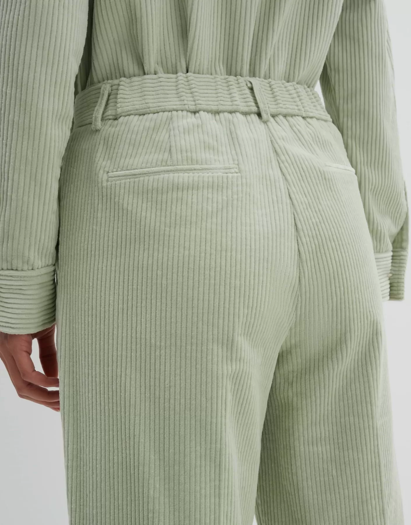 Pantalons<OPUS Commander Pantalon En Velours Côtelé Cisilia Corduroy Vert En Ligne pale jade