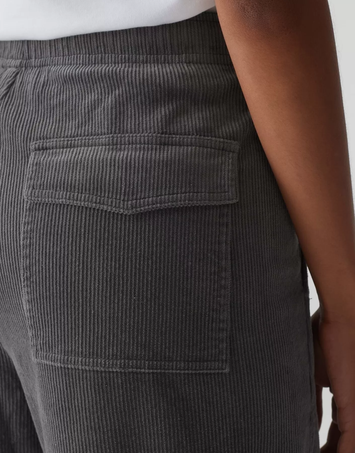 Pantalons | Meilleures Ventes<OPUS Commander Pantalon En Velours Côtelé Mileni Track Gris En Ligne graphite glaze