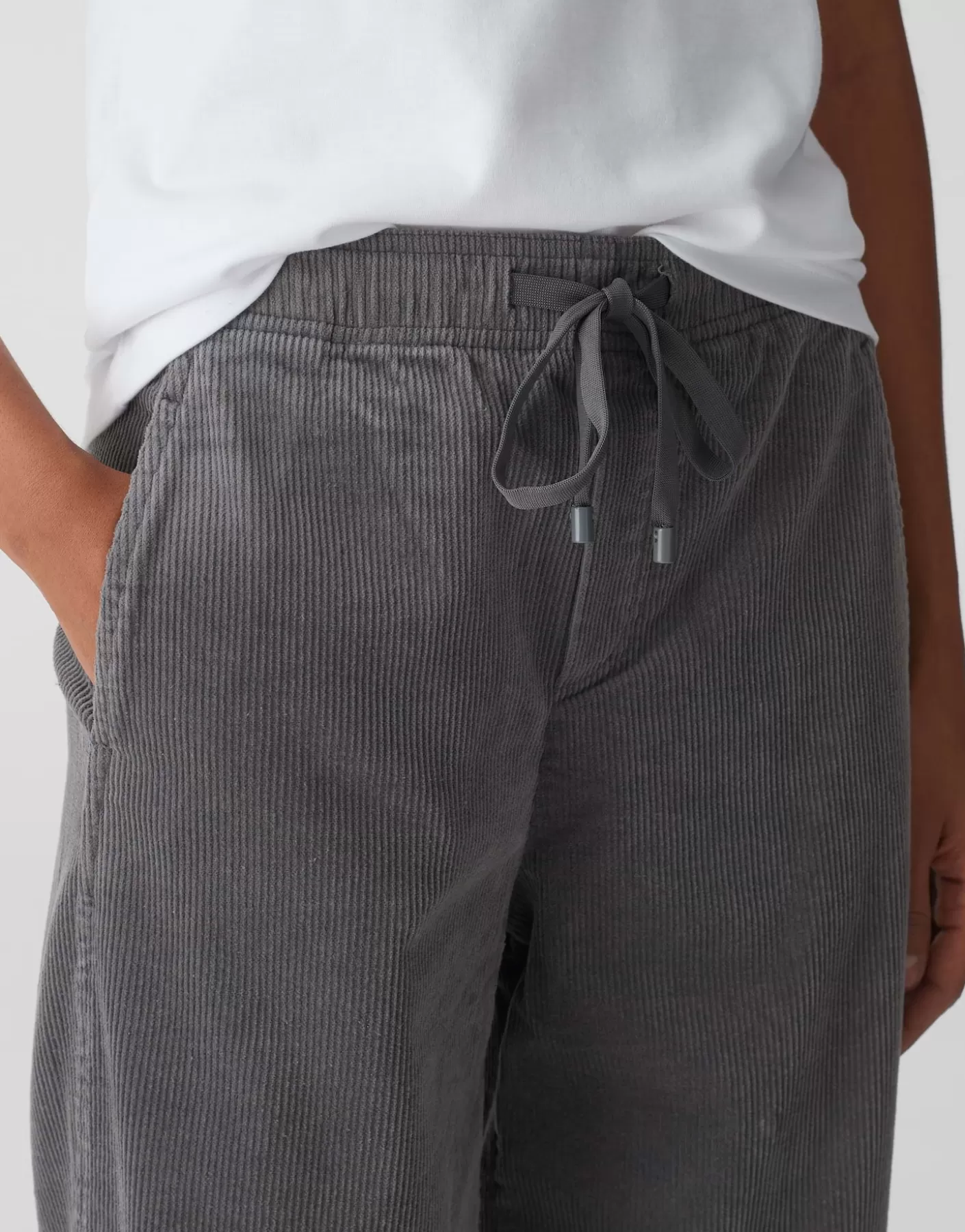 Pantalons | Meilleures Ventes<OPUS Commander Pantalon En Velours Côtelé Mileni Track Gris En Ligne graphite glaze