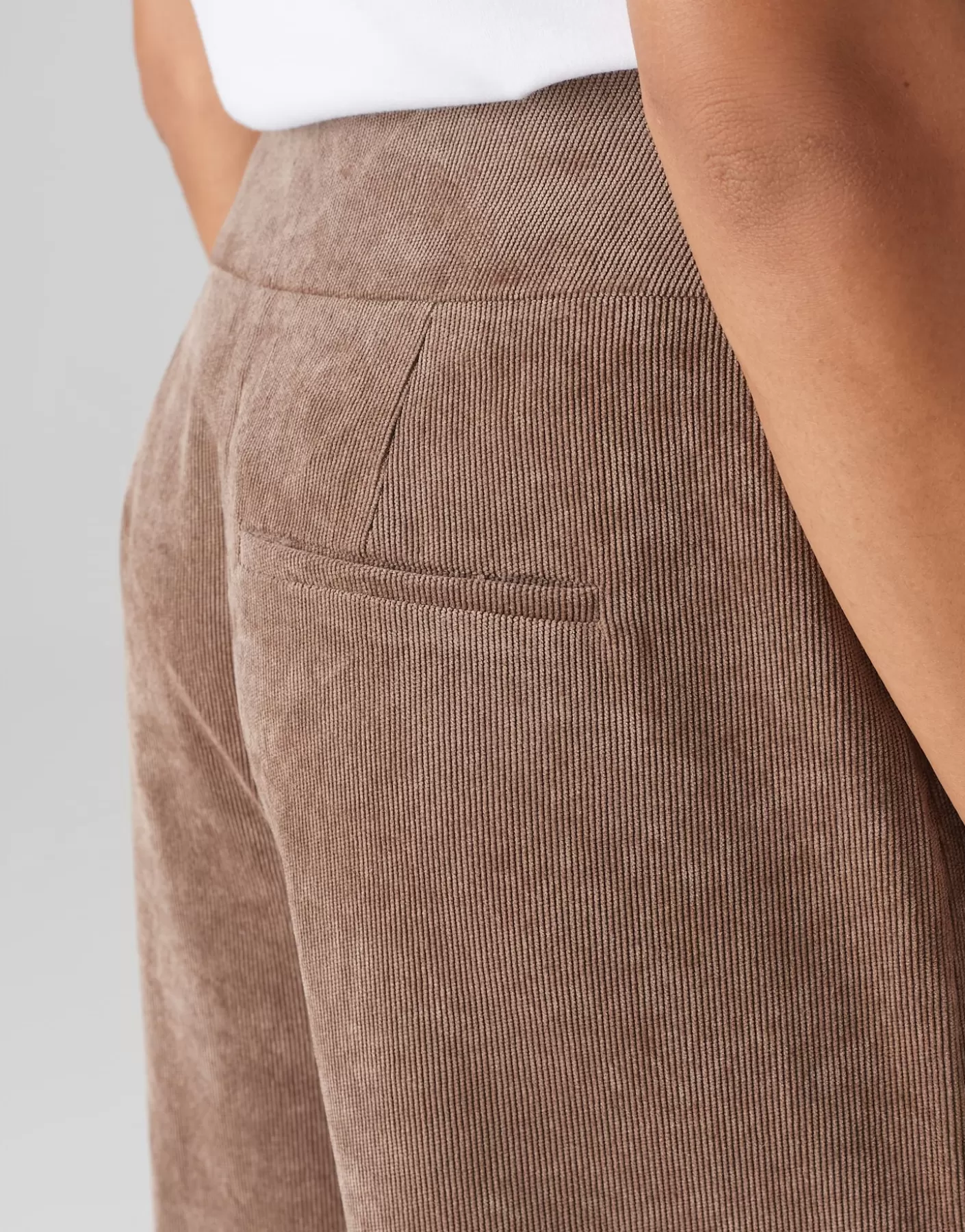 Pantalons<OPUS Commander Pantalon En Velours Côtelé Misha Babycord Marron En Ligne cocoa